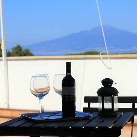 Casa Bice Amazing View Of Vesuvius Apartment Sorrento Luaran gambar